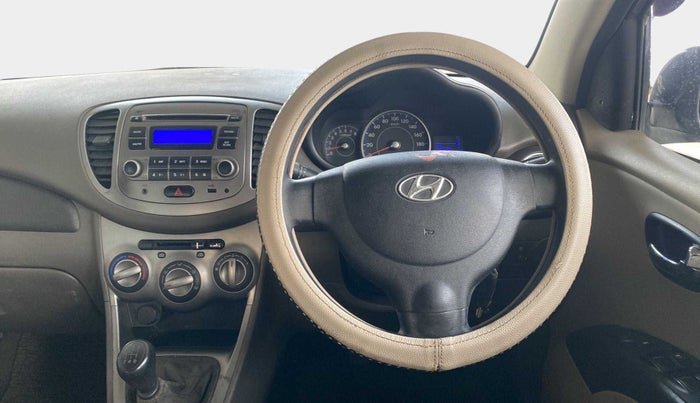 2013 Hyundai i10 MAGNA 1.2, Petrol, Manual, 96,817 km, Steering Wheel Close Up