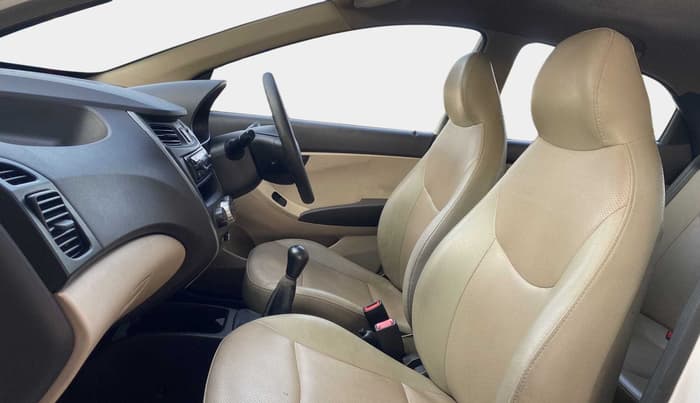 2017 Hyundai Eon ERA +, Petrol, Manual, 43,453 km, Right Side Front Door Cabin