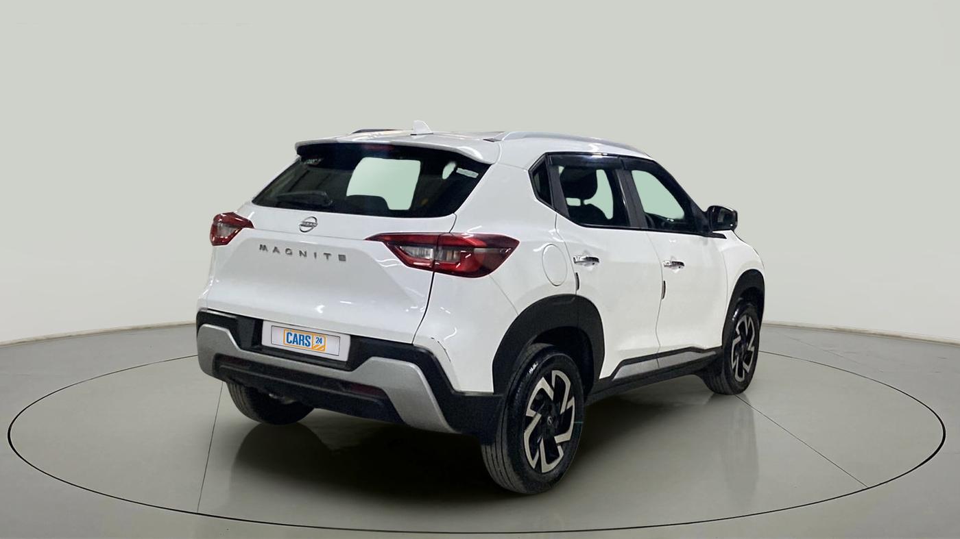 2023 Nissan MAGNITE XV MT, Petrol, Manual, 4,727 km, Right Back Diagonal