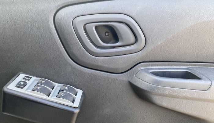 2020 Datsun Redi Go A, Petrol, Manual, 11,556 km, Driver Side Door Panels Control