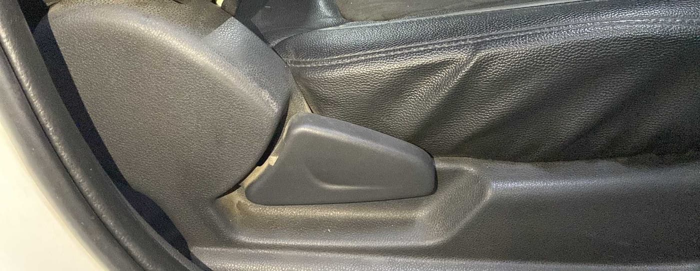 2016 Renault Kwid RXT 0.8, Petrol, Manual, 80,262 km, Driver Side Adjustment Panel