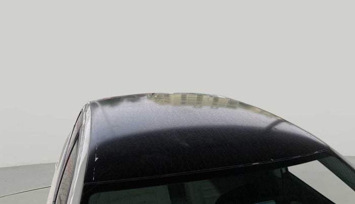 2016 Skoda Rapid AMBITION 1.6 MPI MT, Petrol, Manual, 1,04,698 km, Roof