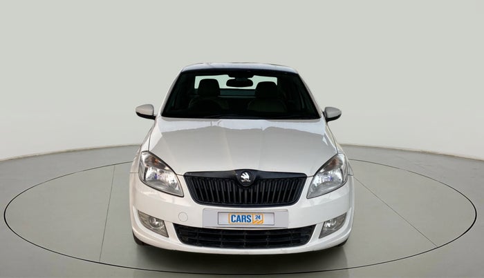 2016 Skoda Rapid AMBITION 1.6 MPI MT, Petrol, Manual, 1,04,698 km, Front