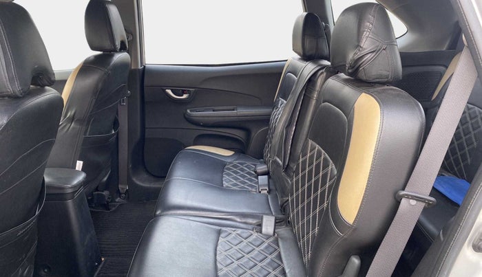 2018 Honda BR-V 1.5L I-VTEC V CVT, Petrol, Automatic, 32,164 km, Right Side Rear Door Cabin