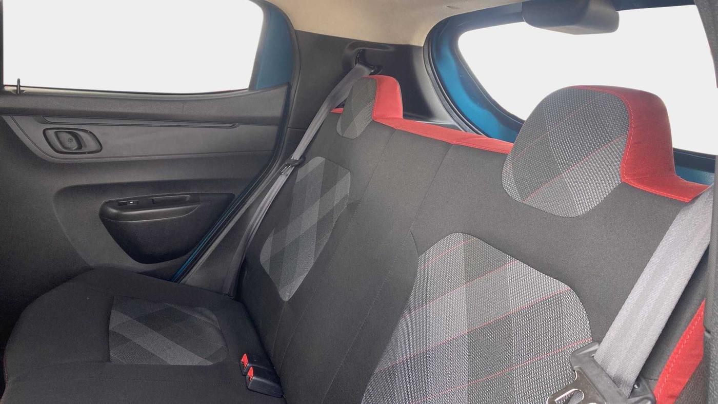 2021 Renault Kwid RXT 1.0 AMT (O), Petrol, Automatic, 11,306 km, Right Side Rear Door Cabin