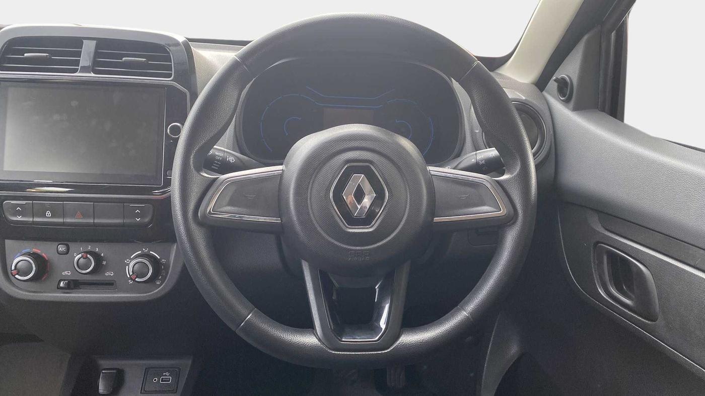 2021 Renault Kwid RXT 1.0 AMT (O), Petrol, Automatic, 11,306 km, Steering Wheel Close Up
