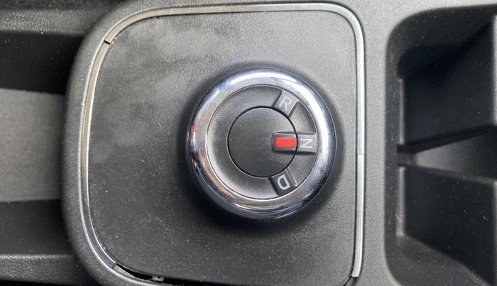 2021 Renault Kwid RXT 1.0 AMT (O), Petrol, Automatic, 11,306 km, Gear Lever