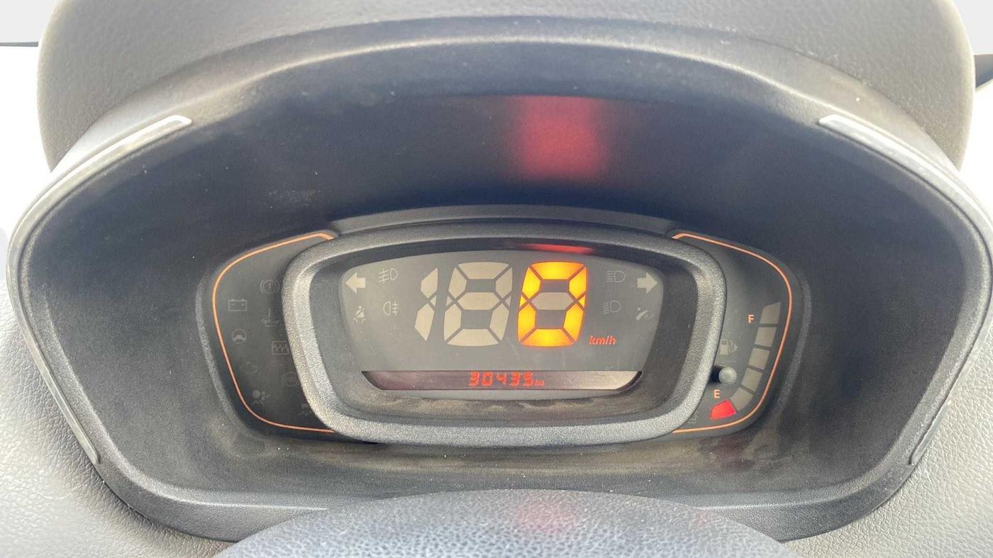 2017 Renault Kwid RXT 0.8, Petrol, Manual, 30,414 km, Odometer Image