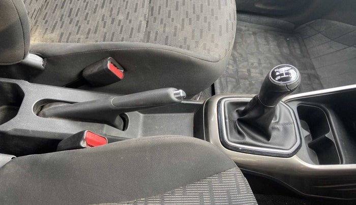 2018 Maruti IGNIS DELTA 1.2, Petrol, Manual, 51,184 km, Gear Lever