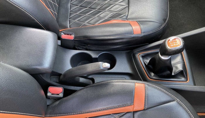 2015 Hyundai i20 Active 1.2 SX, Petrol, Manual, 39,790 km, Gear Lever