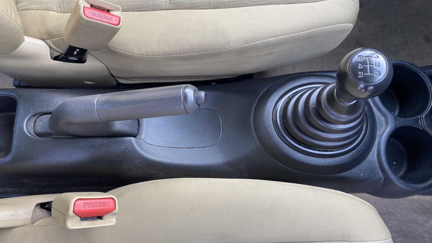 2018 Honda Brio E MT, Petrol, Manual, 46,530 km, Gear Lever