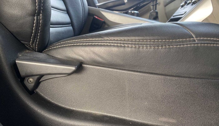 2018 Tata NEXON XM PETROL, Petrol, Manual, 46,831 km, Driver Side Adjustment Panel