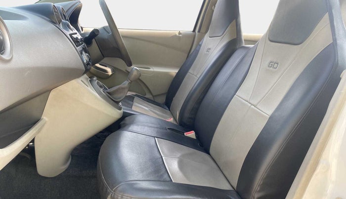 2014 Datsun Go T, Petrol, Manual, 56,901 km, Right Side Front Door Cabin