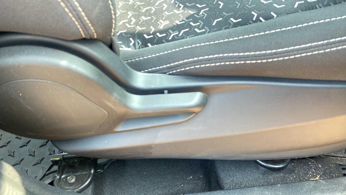 2023 Tata Tiago XT PETROL, Petrol, Manual, 1,448 km, Driver Side Adjustment Panel
