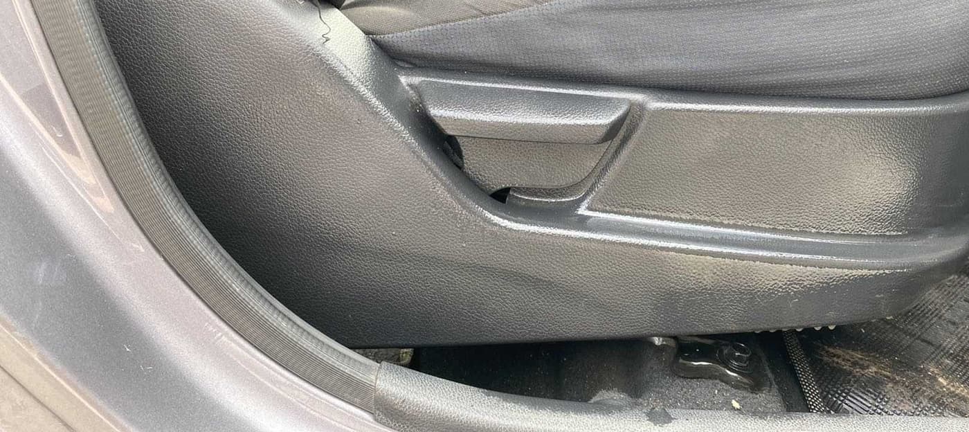2014 Hyundai Eon ERA +, Petrol, Manual, 22,622 km, Driver Side Adjustment Panel