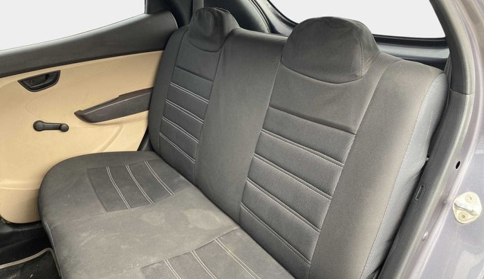 2014 Hyundai Eon ERA +, Petrol, Manual, 22,622 km, Right Side Rear Door Cabin