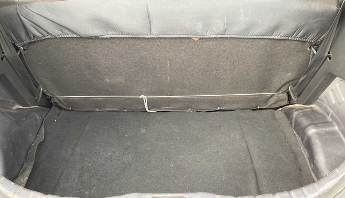 2014 Hyundai Eon ERA +, Petrol, Manual, 22,622 km, Boot Inside