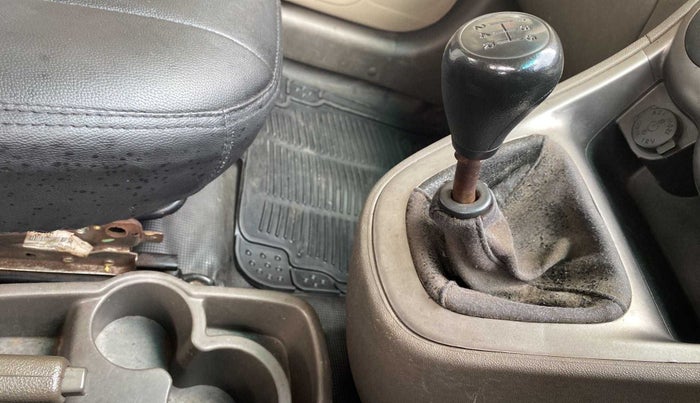 2013 Hyundai i10 MAGNA 1.2, Petrol, Manual, 85,634 km, Gear Lever