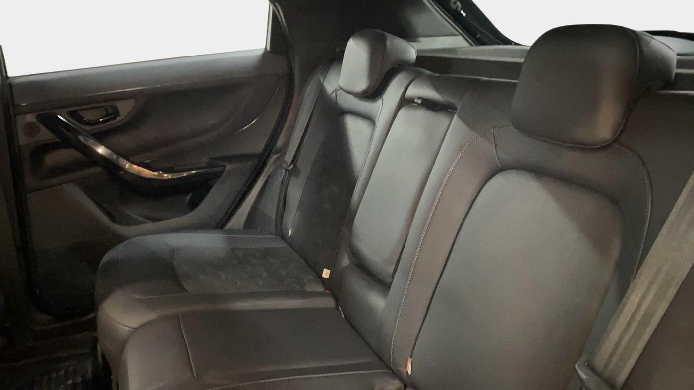 2021 Tata NEXON XZ PLUS (O) DIESEL DARK EDITION, Diesel, Manual, 16,984 km, Right Side Rear Door Cabin
