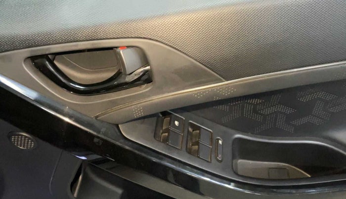 2021 Tata NEXON XZ PLUS (O) DIESEL DARK EDITION, Diesel, Manual, 16,984 km, Driver Side Door Panels Control