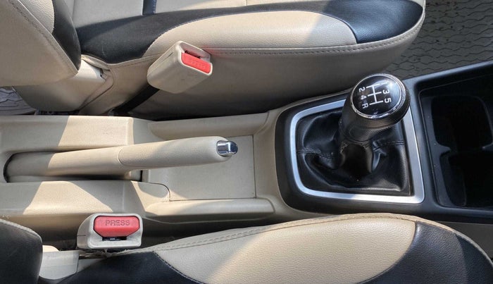 2019 Maruti Dzire ZDI PLUS, Diesel, Manual, 98,675 km, Gear Lever
