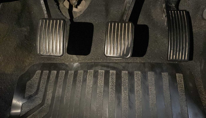 2014 Hyundai Xcent S 1.2, Petrol, Manual, 81,696 km, Pedals