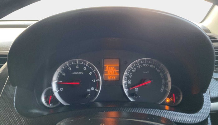 2017 Maruti Swift VXI, Petrol, Manual, 50,320 km, Odometer Image