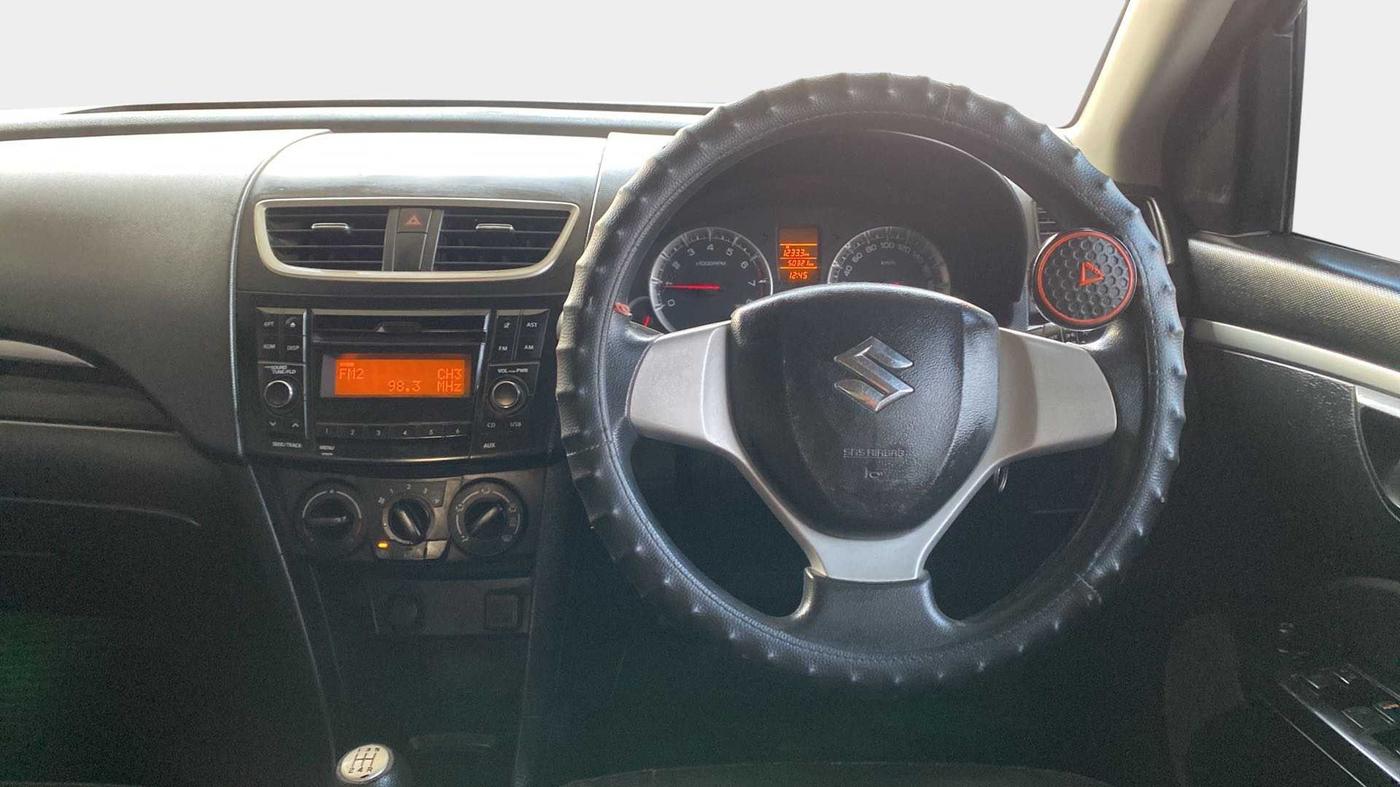 2017 Maruti Swift VXI, Petrol, Manual, 50,320 km, Air Conditioner