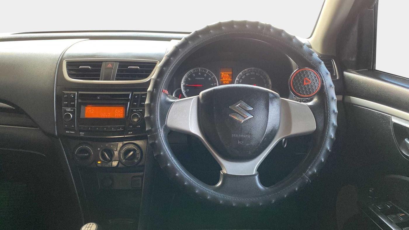 2017 Maruti Swift VXI, Petrol, Manual, 50,320 km, Steering Wheel Close Up