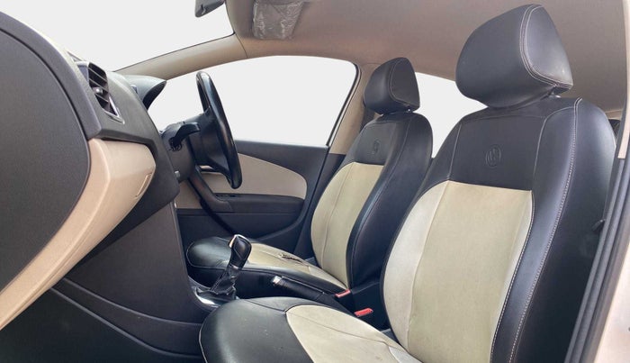 2014 Volkswagen Polo GT TSI AT, Petrol, Automatic, 94,779 km, Right Side Front Door Cabin