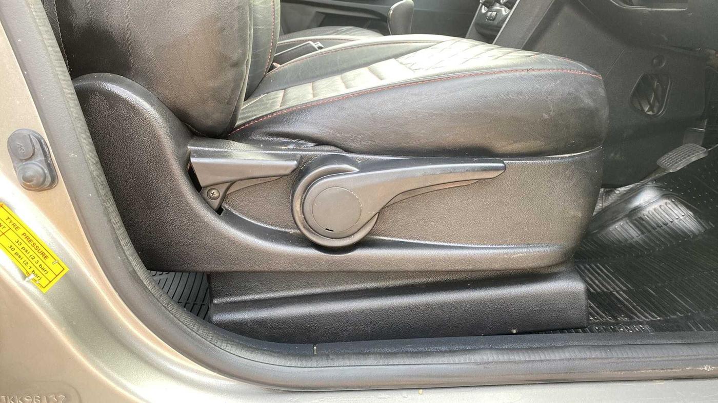 2018 Tata TIAGO NRG PETROL, Petrol, Manual, 68,079 km, Driver Side Adjustment Panel