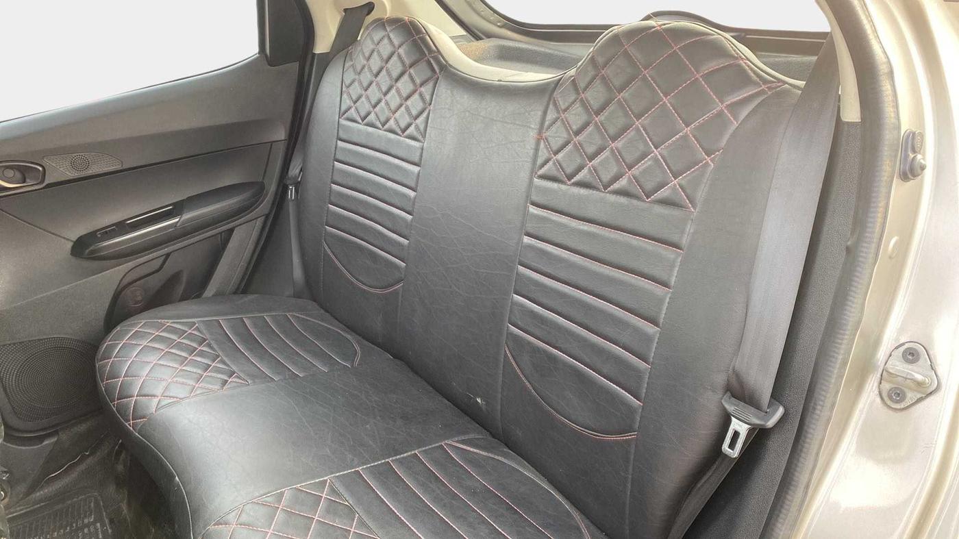2018 Tata TIAGO NRG PETROL, Petrol, Manual, 68,079 km, Right Side Rear Door Cabin