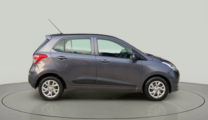2018 Hyundai Grand i10 SPORTZ 1.2 KAPPA VTVT, Petrol, Manual, 42,188 km, Right Side View