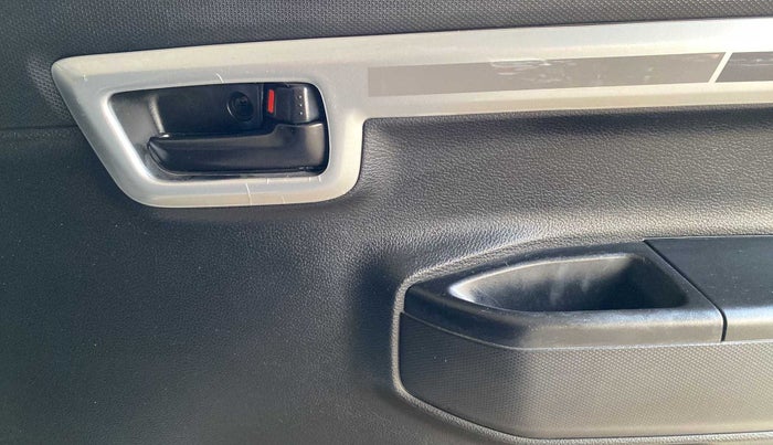 2022 Maruti S PRESSO VXI+, Petrol, Manual, 5,723 km, Driver Side Door Panels Control