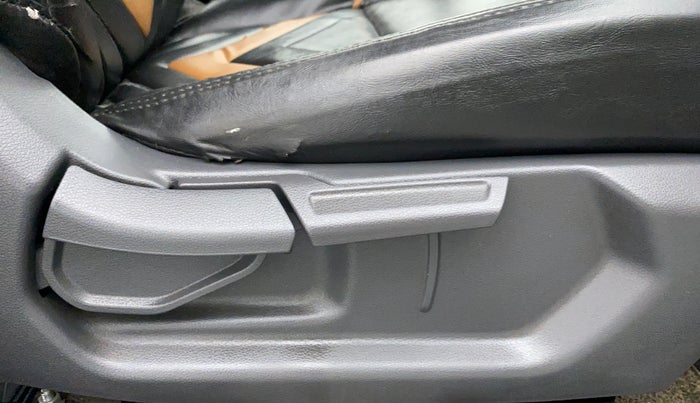 2021 Hyundai AURA S 1.2 Kappa MT, Petrol, Manual, 26,713 km, Driver Side Adjustment Panel