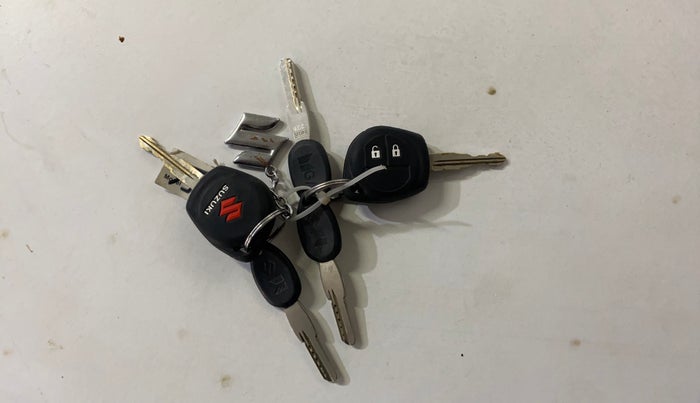 2014 Maruti Swift Dzire VXI, Petrol, Manual, 40,494 km, Key Close Up