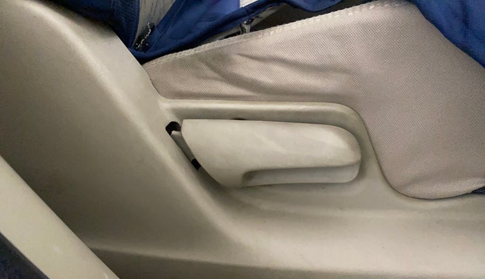 2014 Maruti Swift Dzire VXI, Petrol, Manual, 40,494 km, Driver Side Adjustment Panel