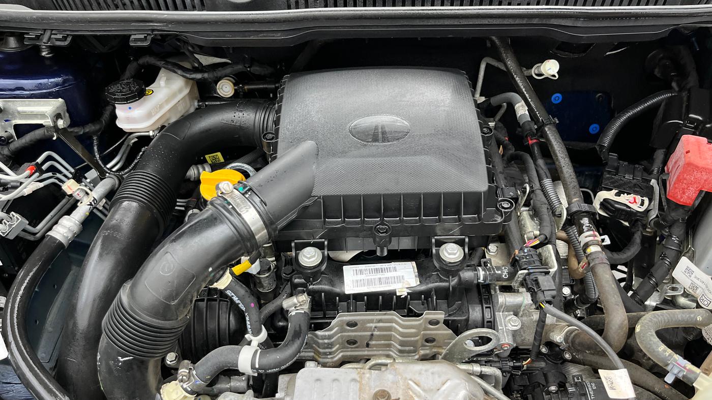 2025 Tata NEXON Creative Plus (PS) 1.2 Petrol Dual Tone, Petrol, Manual, 4,572 km, Engine View
