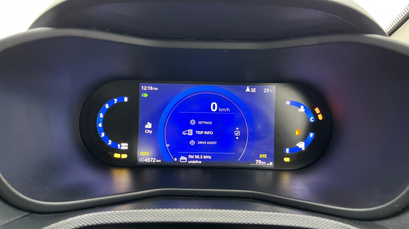 2025 Tata NEXON Creative Plus (PS) 1.2 Petrol Dual Tone, Petrol, Manual, 4,572 km, Odometer Image