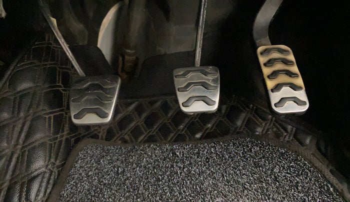 2020 KIA SELTOS GTX PLUS 1.4 PETROL, Petrol, Manual, 1,14,432 km, Pedals