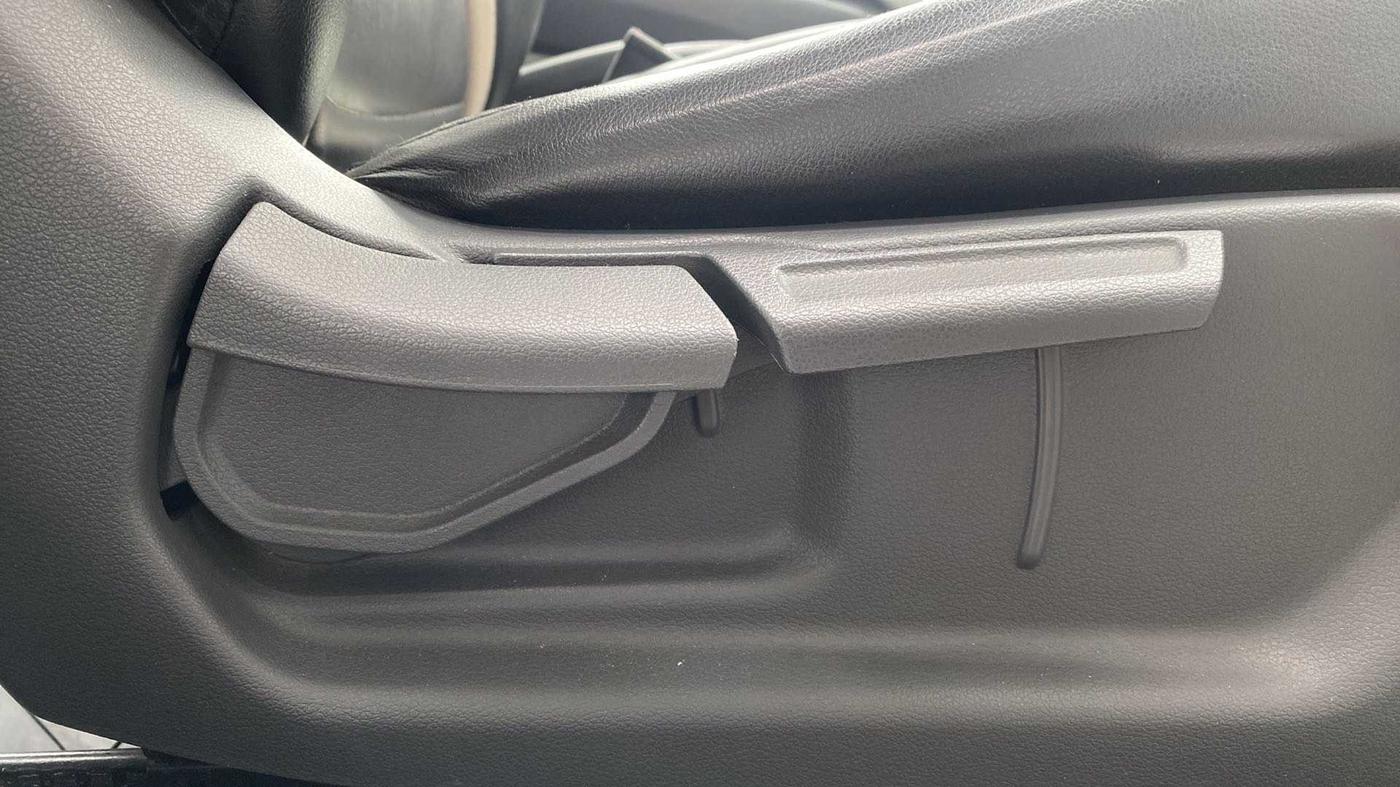 2019 Hyundai GRAND I10 NIOS MAGNA 1.2 KAPPA VTVT, Petrol, Manual, 43,195 km, Driver Side Adjustment Panel