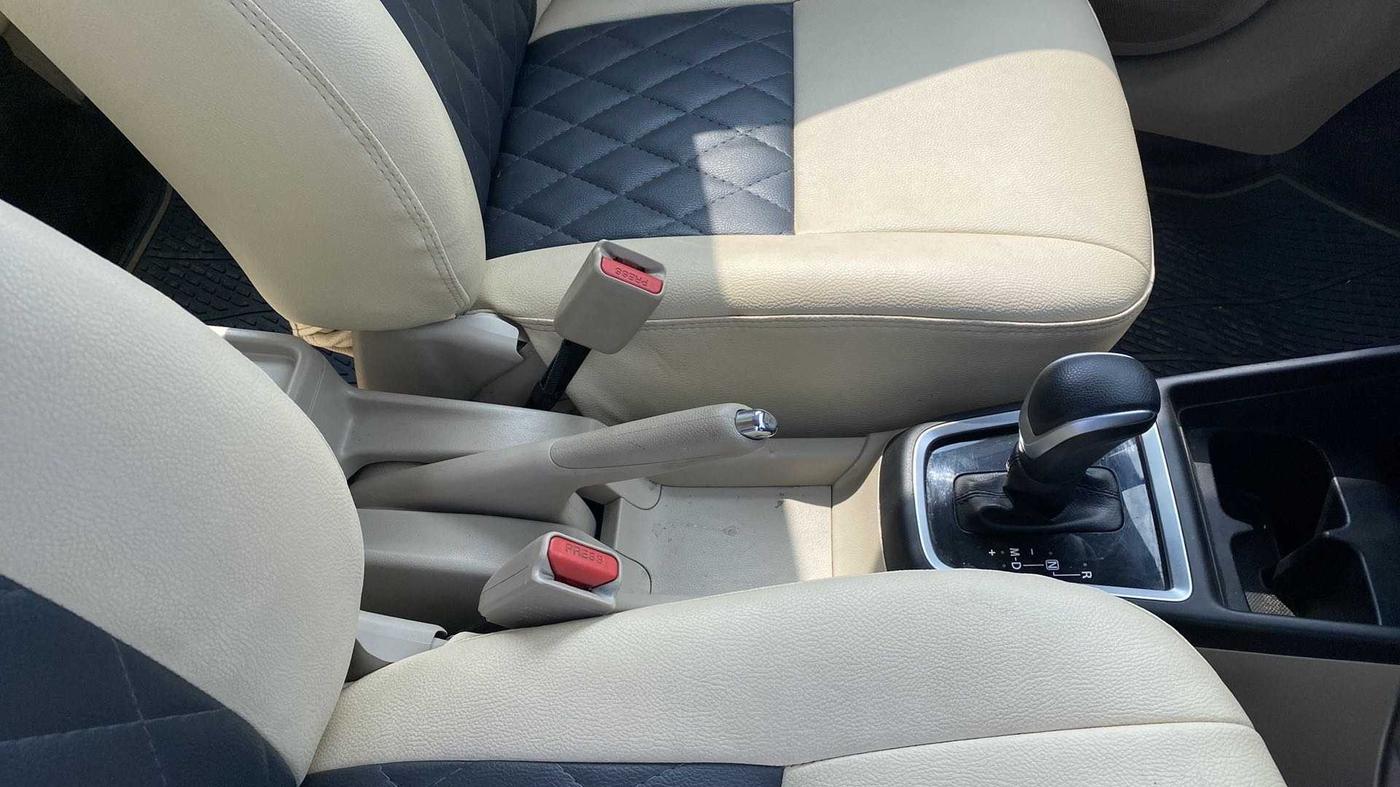 2021 Maruti Dzire ZXI AMT, Petrol, Automatic, 48,756 km, Gear Lever