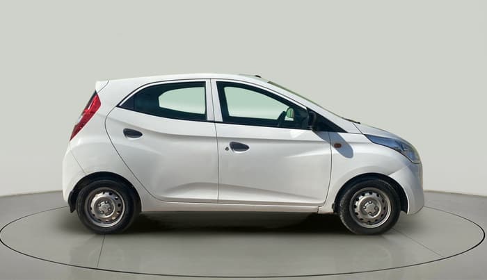 2017 Hyundai Eon ERA +, Petrol, Manual, 76,473 km, Right Side