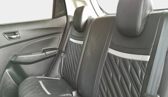 2022 Maruti Swift ZXI PLUS AMT DUAL TONE, Petrol, Automatic, 26,004 km, Right Side Rear Door Cabin