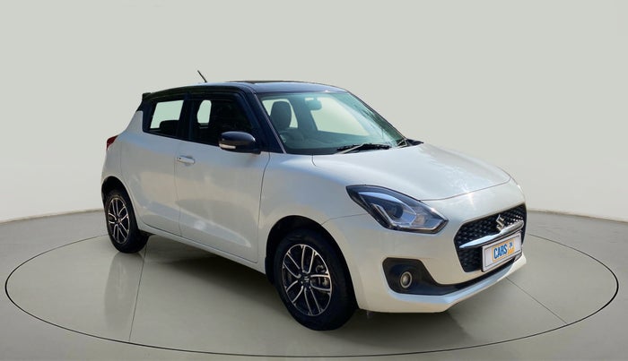 2022 Maruti Swift ZXI PLUS AMT DUAL TONE, Petrol, Automatic, 26,004 km, Right Front Diagonal