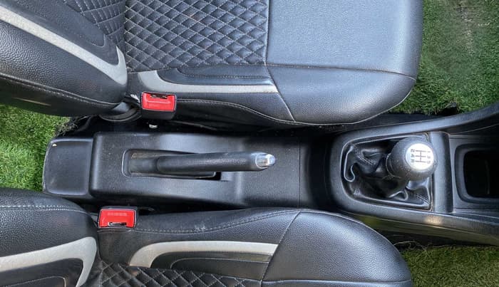 2017 Maruti Swift VDI, Diesel, Manual, 93,735 km, Gear Lever
