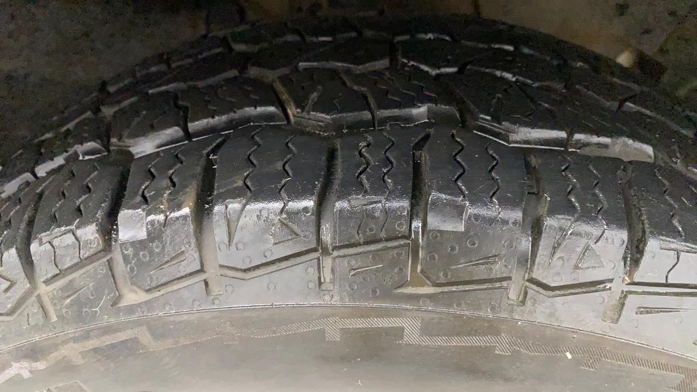 2018 Renault Duster 110 PS RXZ 4X4 MT DIESEL, Diesel, Manual, 73,252 km, Right Front Tyre Tread