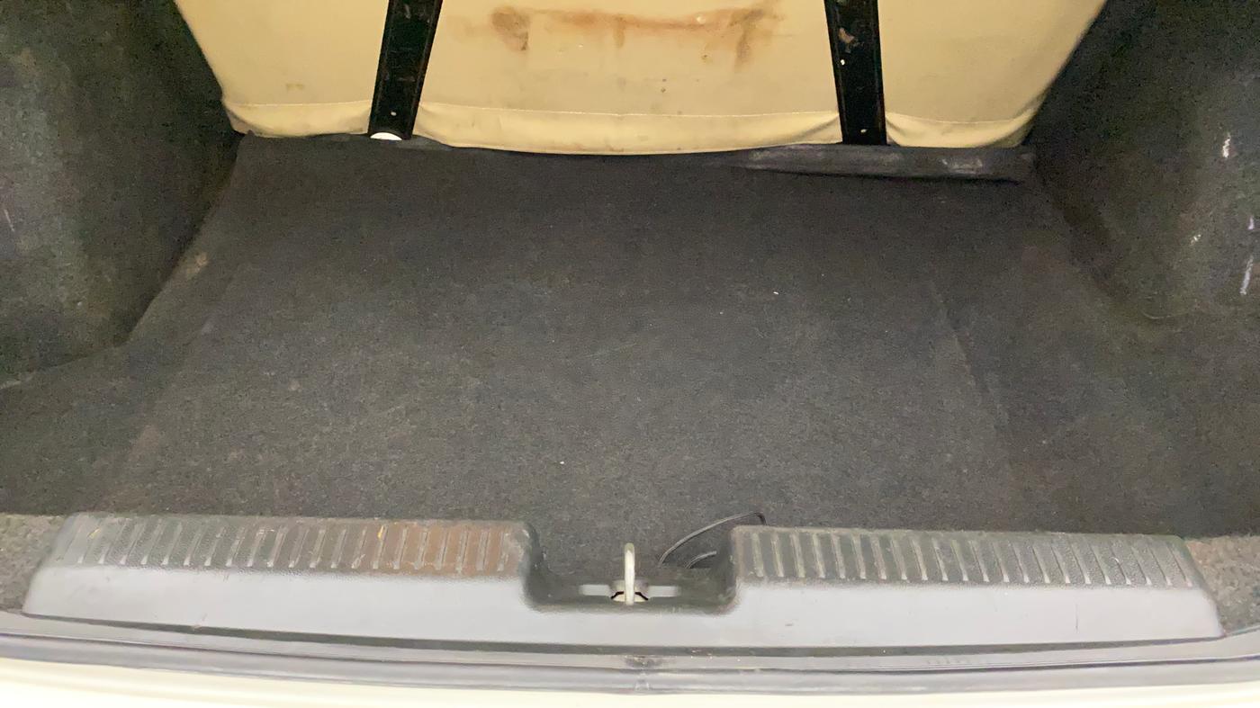 2017 Maruti Dzire VXI AMT, Petrol, Automatic, 86,474 km, Boot Inside