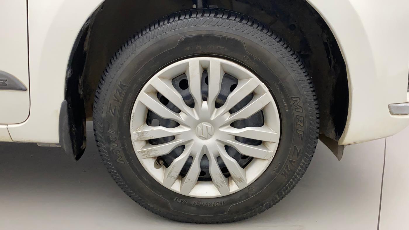2017 Maruti Dzire VXI AMT, Petrol, Automatic, 86,474 km, Right Front Wheel
