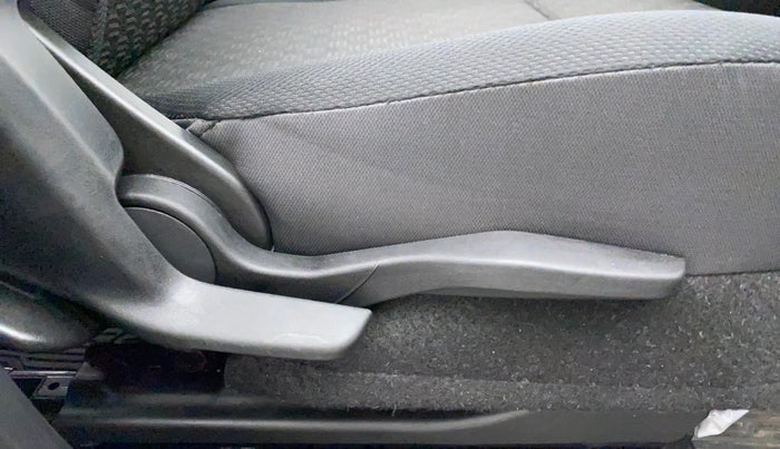 2023 Maruti BREZZA VXI, Petrol, Manual, 5,148 km, Driver Side Adjustment Panel